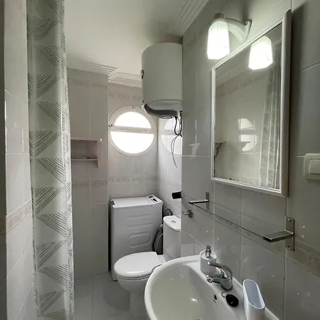 Cosy By The Sea Apartment Torrevieja